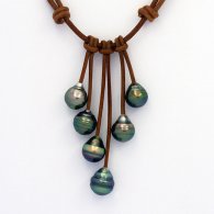 Collar de Cuero y 6 Perlas de Tahiti Anilladas C de 9.9 a 10.4 mm